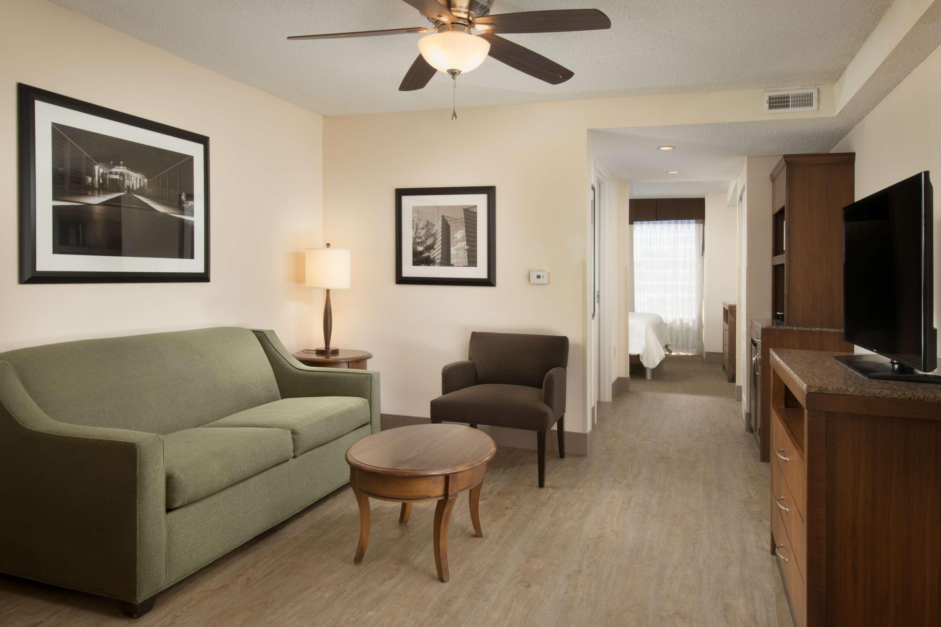 Hilton Garden Inn Chattanooga/Hamilton Place Екстериор снимка