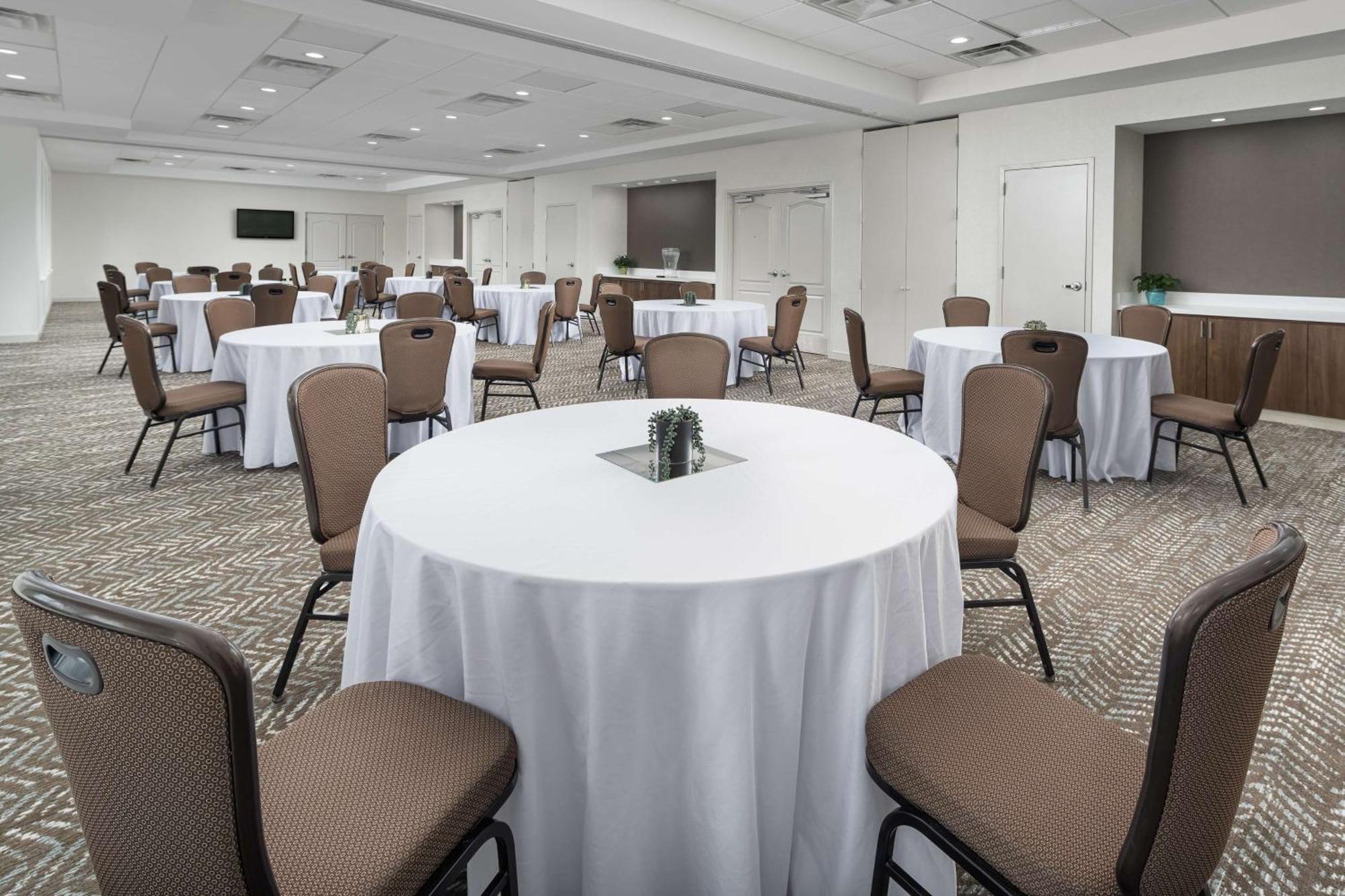 Hilton Garden Inn Chattanooga/Hamilton Place Екстериор снимка