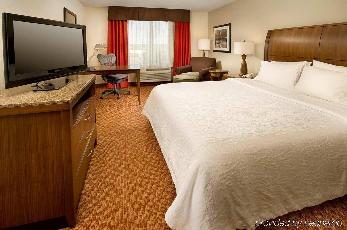 Hilton Garden Inn Chattanooga/Hamilton Place Екстериор снимка